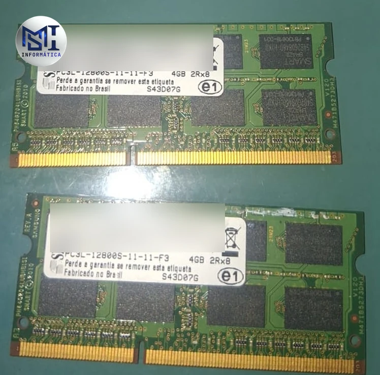 Dois pentes de memória DDR3L de 4 GB de notebook, upgrade comum para PC lento com pouca RAM